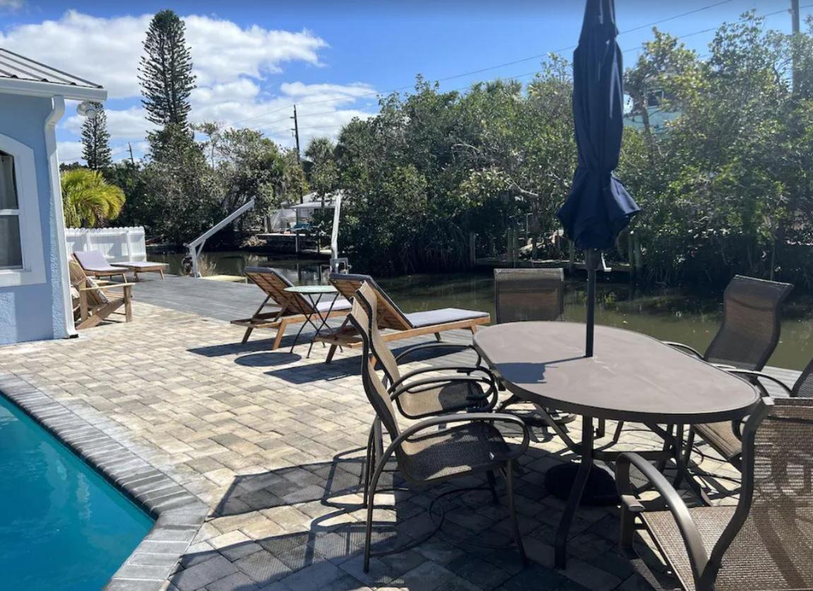 Pool/Waterfront Home 5 Min Walk To Siesta Key Village And Beach Exterior photo